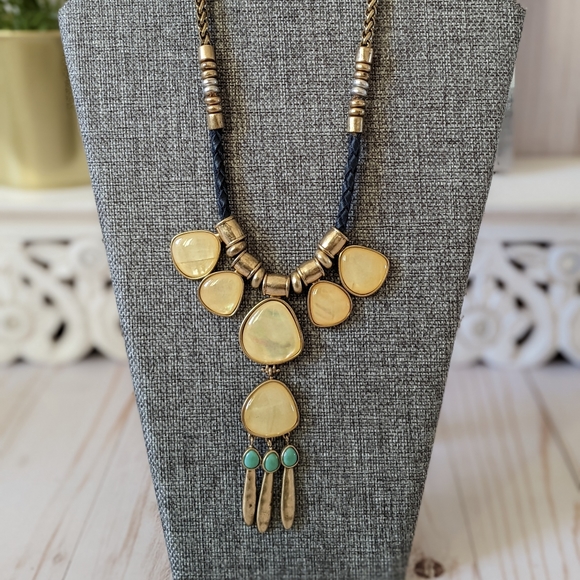 Lucky Brand Statement Necklace - Picture 3 of 6